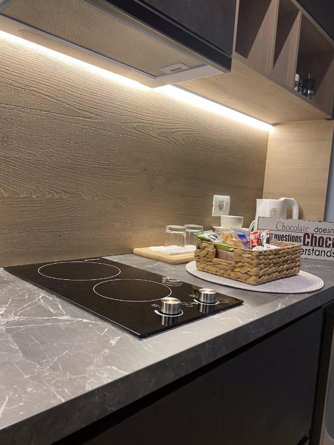 Living Studio Apartments Tirana Buitenkant foto