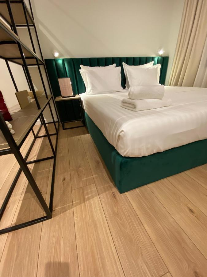 Living Studio Apartments Tirana Buitenkant foto