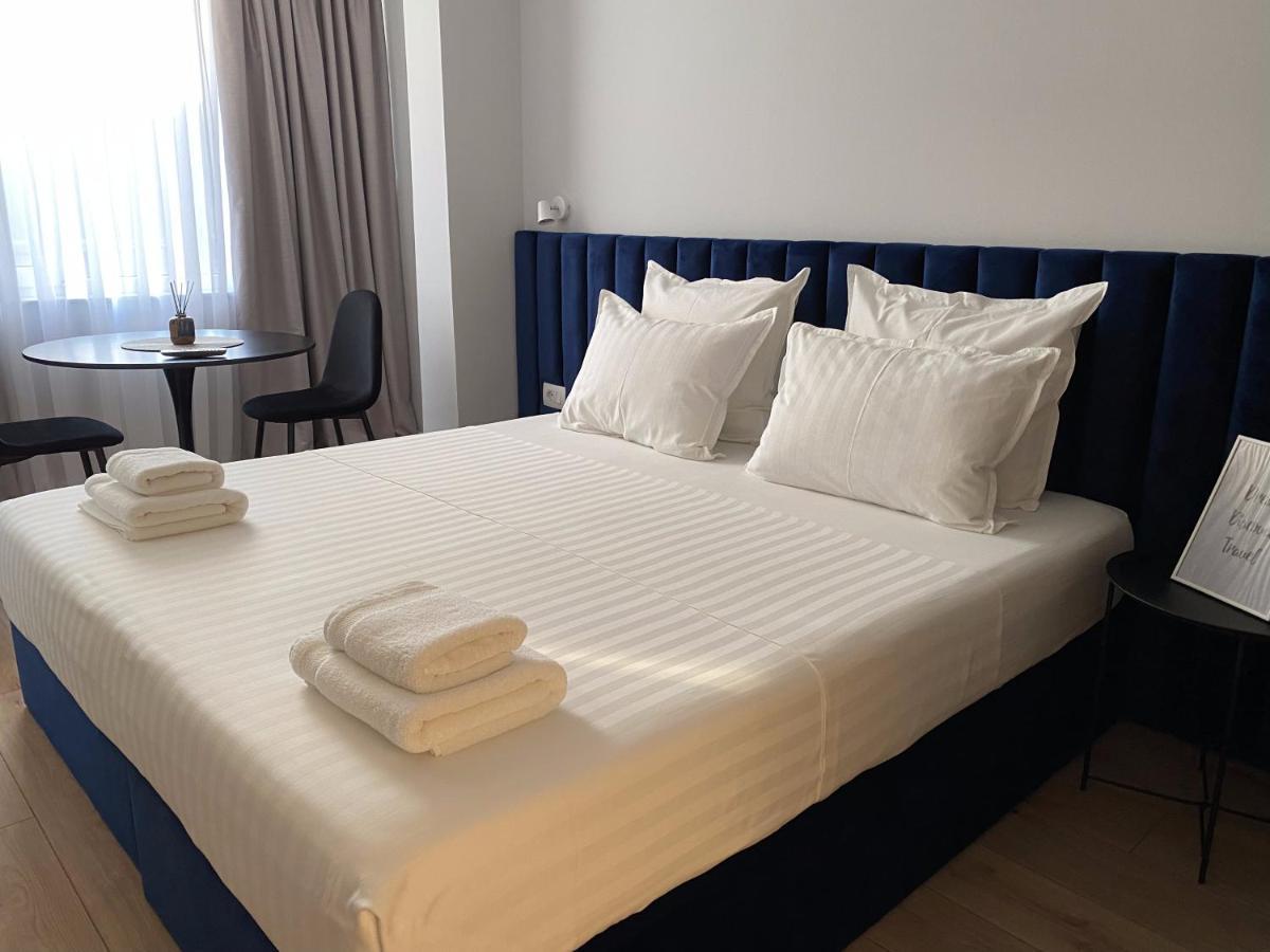 Living Studio Apartments Tirana Buitenkant foto